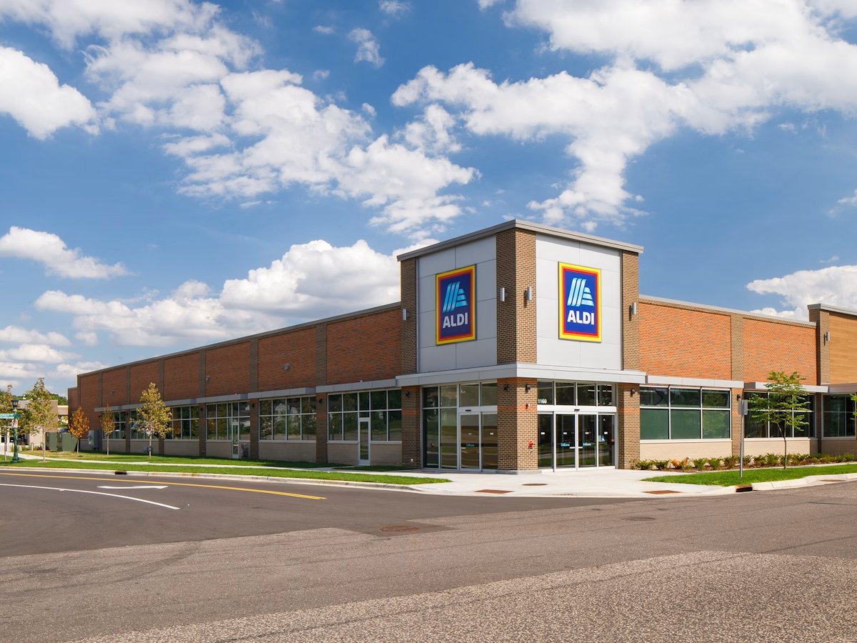 Phalen Village — Aldi-anchored retail center, St. Paul, MN